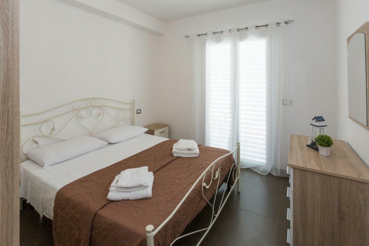 Aparthotel Spuma Di Mare Gallipoli Exterior foto